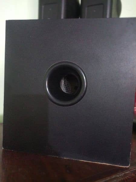 speaker 4