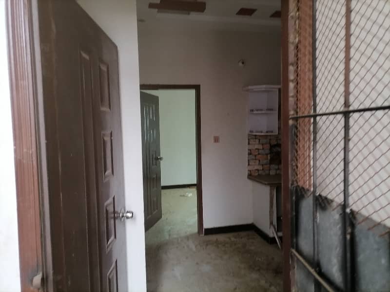 A Well Designed Corner Flat Is Up For Sale In An Ideal Location In Karachi 3