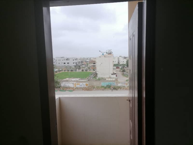 A Well Designed Corner Flat Is Up For Sale In An Ideal Location In Karachi 20