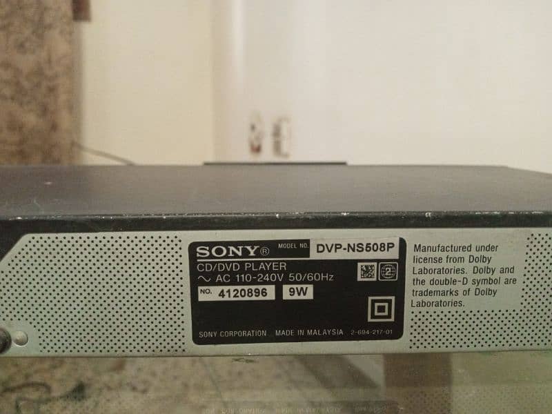 SONY CD/DVD VIDEO PLAYER 2