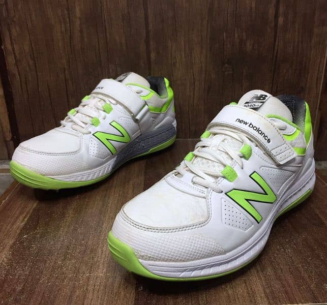 New Balance CK4040 v3 Cricket Shoes (Size: 44) 6