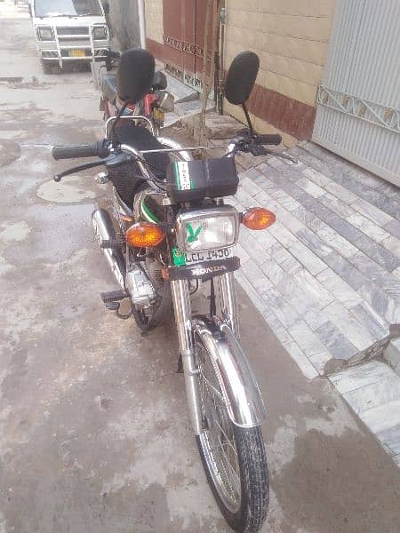 2016A honda 125cc bike 1