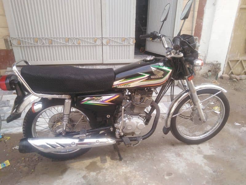 2016A honda 125cc bike 10