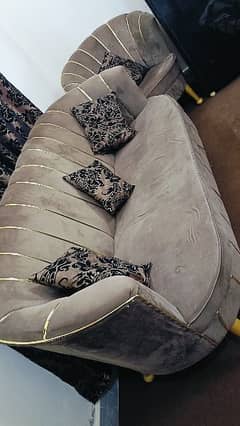 Slightly used 5 seater sofa set