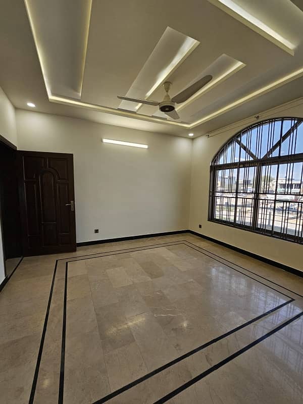 7 Marlas House Available For Rent In G-13 12