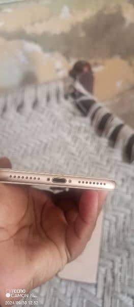 iphone 8 plus non pta golden color 1