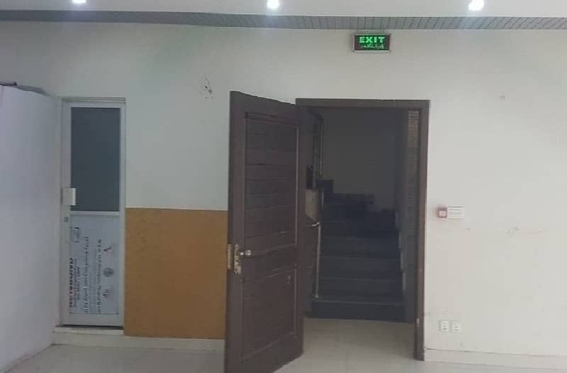 4 Marla 1st Floor Office With Elevator For Rent In DHA Phase 6,Block L, Reasonable Price And Suitable Location for Marketing Work Pakistan Punjab Lahore. 12