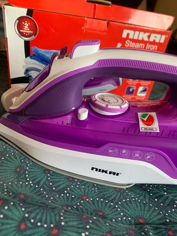 nikai steam iron 1