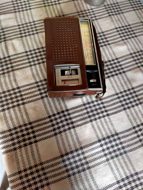 National Panasonic Radio Model No R -312 D 4