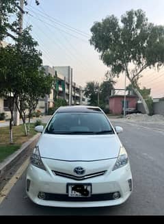 Toyota Prius Alpha 2012 ( 2016 import)