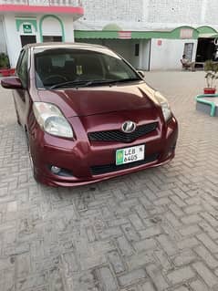 Toyota Vitz 2010/14 full option push start keyless entry