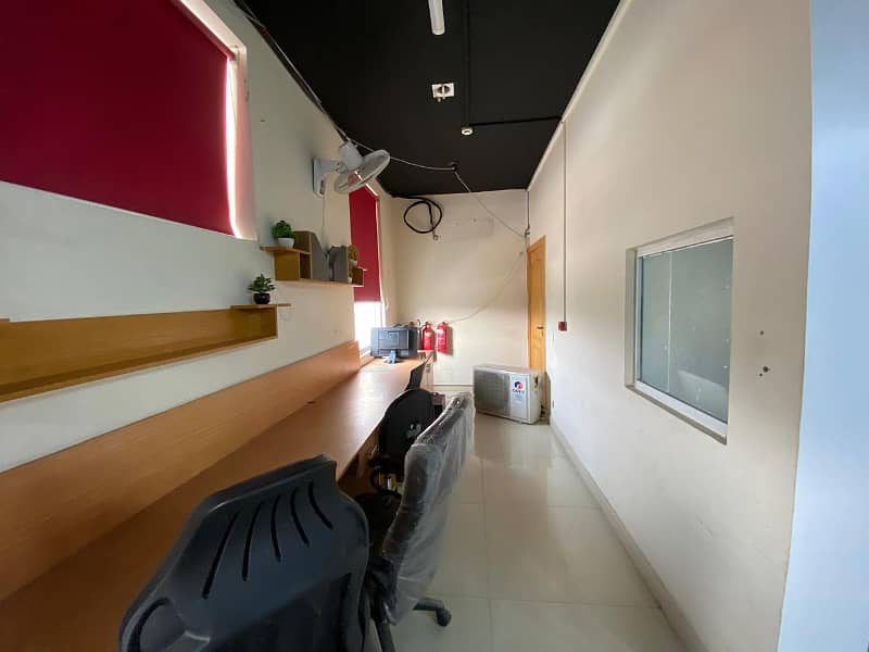 Fully Furnished 30 Executive Work Station - 8 Marla Floor Office Is Available For Rent On Top Location Of Block XX DHA Phase 3 Lahore 4