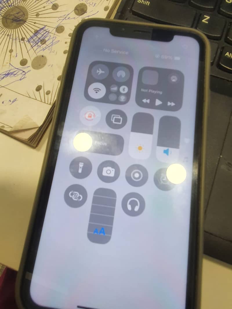 IPHONE 11 8