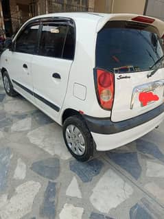 Hyundai Santro exective  2004