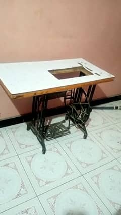 SEWING MACHINE IRON STAND