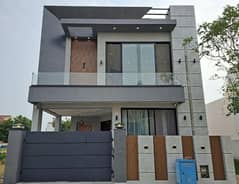 5 Marla Luxury House Available For RENT In DHA Phase 9 Town Lahore 0