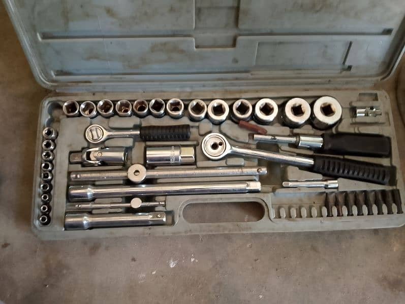 bike tools box 4