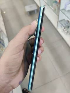 one plus 8pro 12/256. . .  10/10 condition