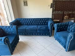 5 seater Brand New Sofa set available For Sale