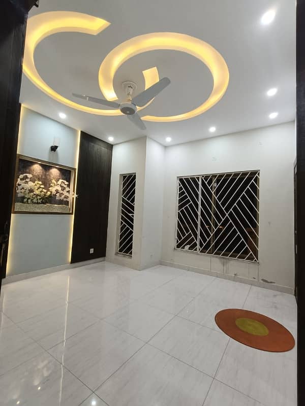 Ali block 5 Marla single unit designer house for rent 14