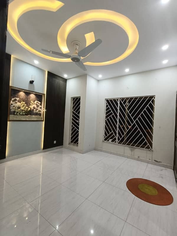 Ali block 5 Marla single unit designer house for rent 15