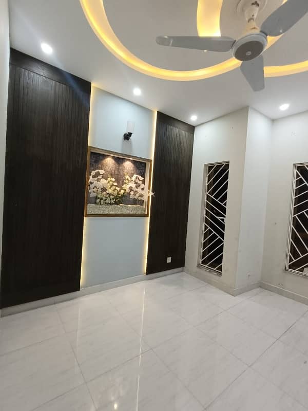 Ali block 5 Marla single unit designer house for rent 20