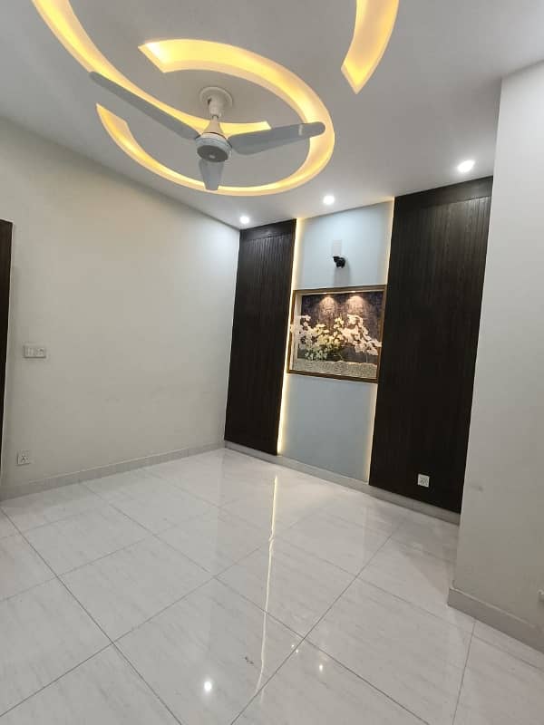 Ali block 5 Marla single unit designer house for rent 26