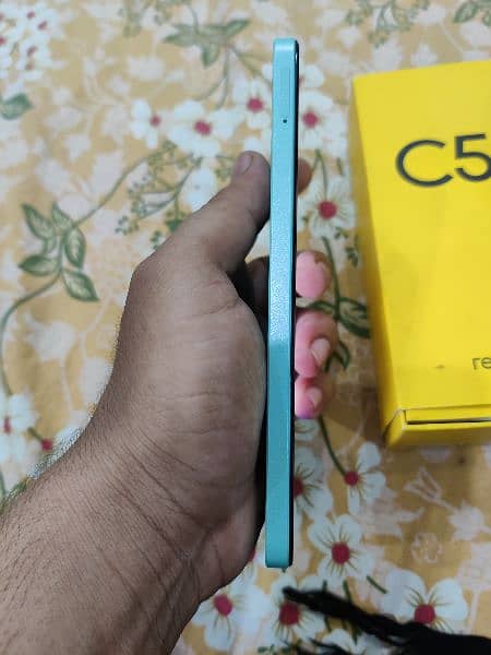 Realme C51 7