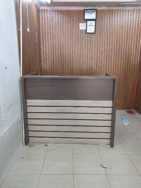 High quality Computer desk and office chair for sale 55,000 2