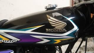 Honda 125 bio matic majood hai