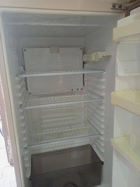 "Dawlance Fridge/ Referigerator/ 2 Door Fridge/ Slightly Used 4