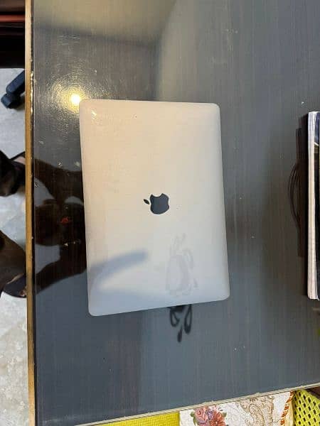 Apple Macbook Pro 13 inch 2021 M1 Chip 1