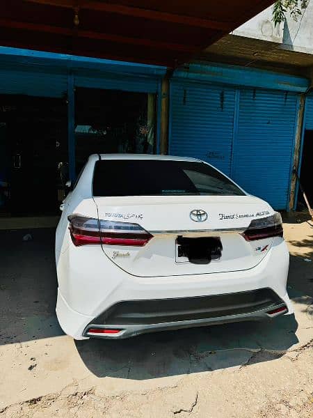 Toyota Altis Grande 2022 4