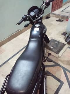 Suzuki 110 Karachi number contact 0321. =2131=547