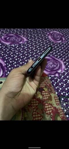 Infinix 4/64 Daba sath ha charger nhee ha