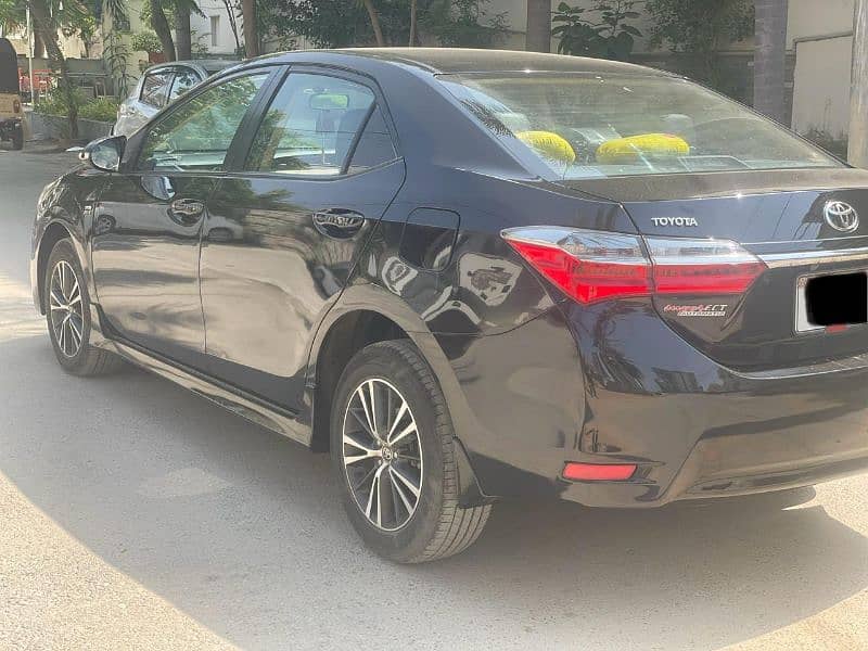 Toyota Corolla Altis 2019 4