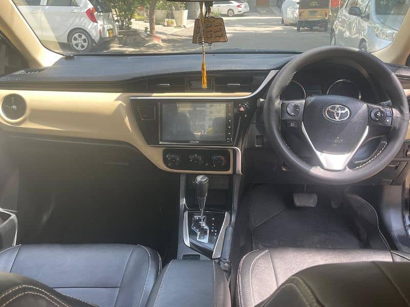 Toyota Corolla Altis 2019 11