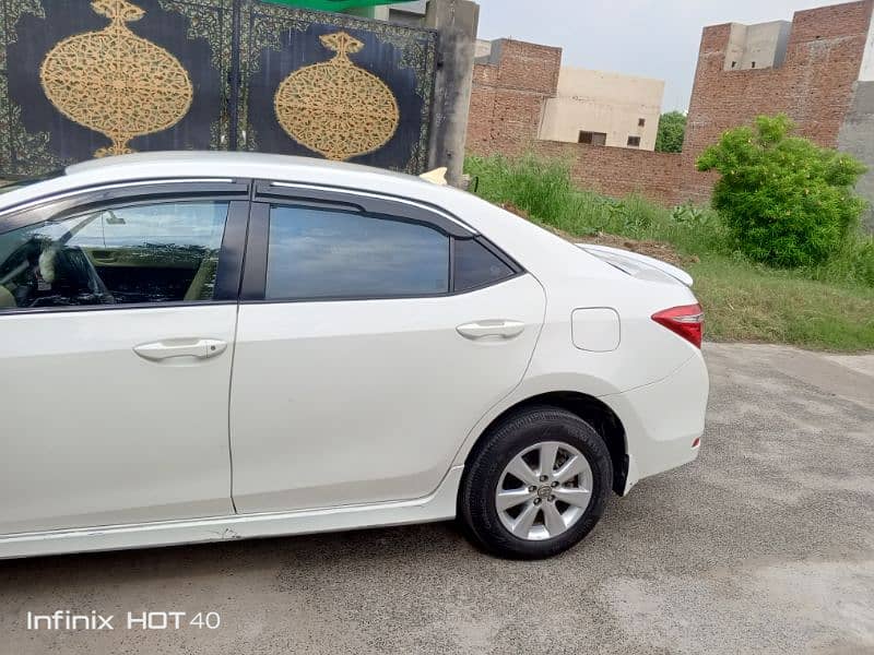 Toyota Corolla Altis 2016 3