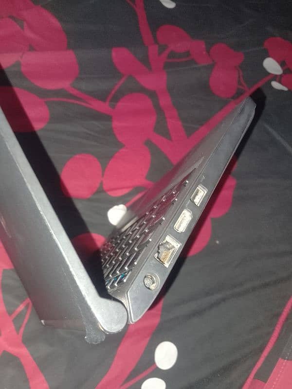 Dell laptop for Sale urgent 4gb ram 500gb hard 4