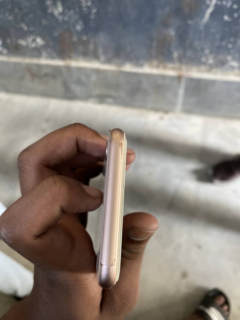 IPhone 8 pta approved 64 gb 5