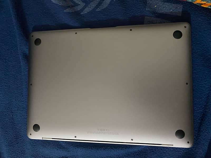 2020 macbook air M1 (read description ) 5