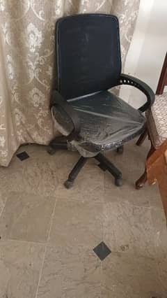 Brand new office chair 0