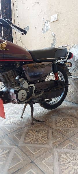 Honda 125  self start condition 9/10   zabardast  condition 2