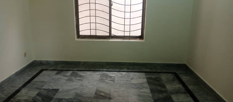 500 Sq ft 2nd floor flat for rent in johar town phase 2 1