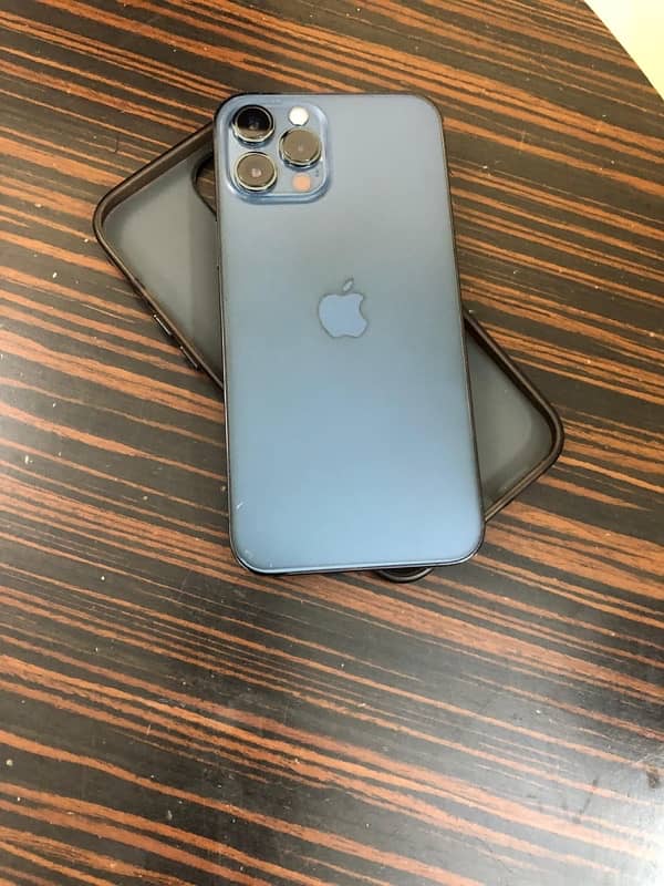 Iphone 12 pro max 256 Gb Pta Approved 5