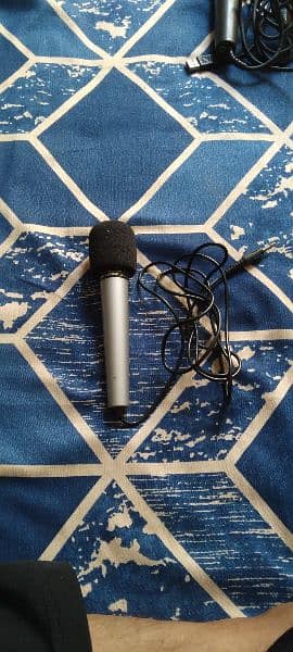 Benytone orignal dynamic microphone 2