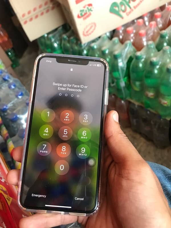 iphone Xsmax forsale 4