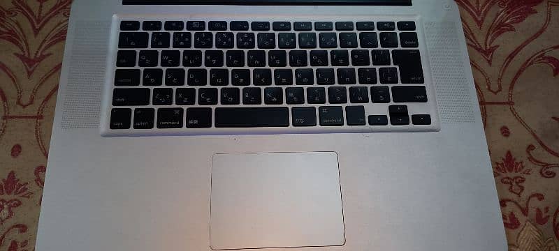 apple MacBook pro urgent sell 4