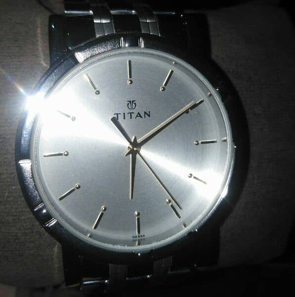 Titan watch NL1639SM01  whatsapp plz (0**3**1**7**4**5**4''5***1**3*5) 3