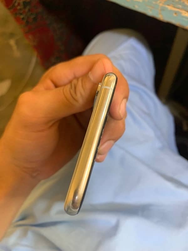 I phone xs max 64gb 5